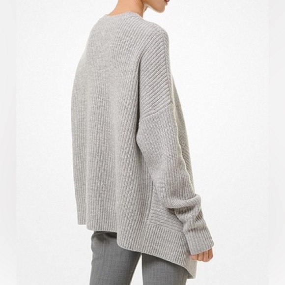 MICHAEL KORS COLLECTION Cashmere Asymmetric Hem Shaker Crewneck Sweater - Picture 16 of 16